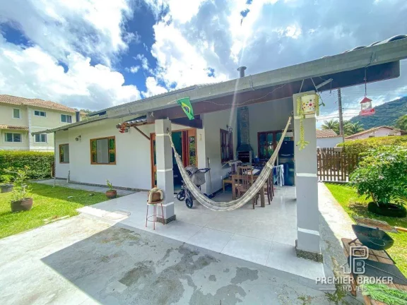 Imagem Casa à venda, 118 m² por R$ 890.000,00 - Albuquerque - Teresópolis/RJ