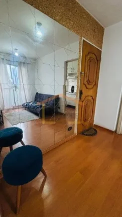 Imagem Apartamento com 36 m², 1 dormitório, 1 banheiro, sacada, possui armários planejados no dormitóri...