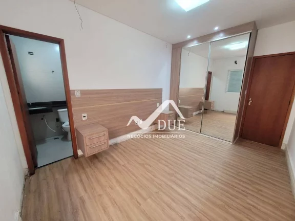 Imagem CASA SOBREPOSTA TÉRREA COM 3 DORMITÓRIOS À VENDA, 160 M² POR R$ 939.000 - ESTUÁRIO - SANTOS/SP
