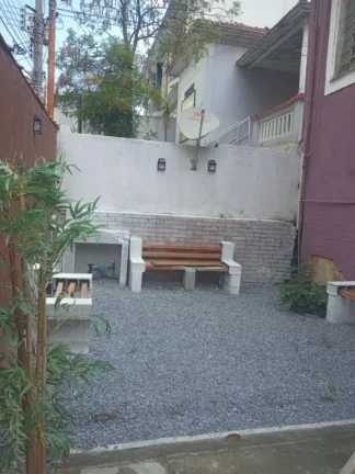 Imagem Casa para comercial locação na Vila Bastos: 9 quartos, 1 sala, 3 banheiros, 200m² - Santo André-SP