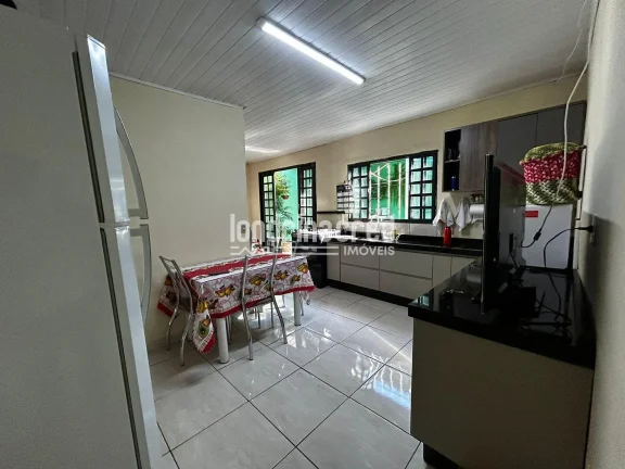 Imagem Oportunidade Única na Zona Norte! Casa com 3 quartos, quintal espaçoso e 200m² de terreno, ao lado da Av. Saul Elkind, perto de tudo que você precisa!