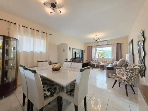 Imagem Casa linda no charmoso bairro Stella Maris em Peruíbe venha conhecer!