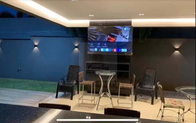 Imagem Casa de Luxo no Condomínio Villa Jardim - 4 Suítes, 3 Salas e 355 m² - Cuiabá-MT