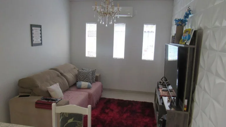 Imagem Casa para Venda em Concórdia, Centro, 3 dormitórios, 2 banheiros