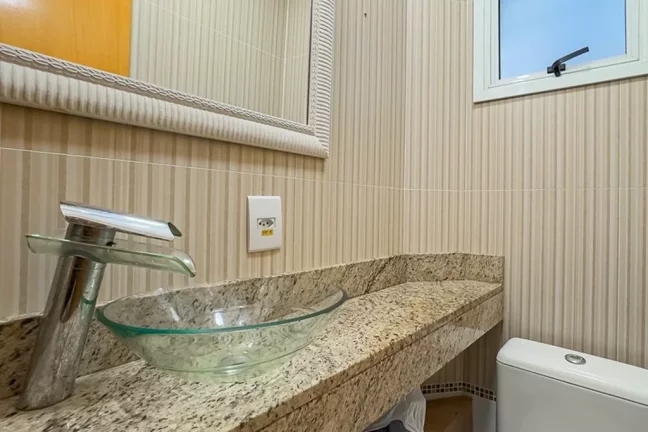 Imagem Casa em Condomínio para venda no bairro Vila Ipiranga em Porto Alegre