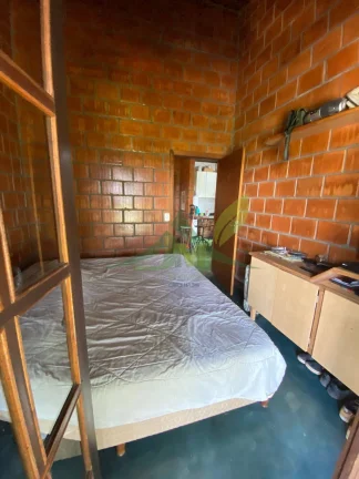 Imagem Linda Chácara Container e Chalé à Venda em Condomínio em Piracaia