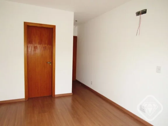 Imagem Casa nova, moderna e impecável na Hípica, próximo ao Zaffari.

2 suítes, churrasqueira, pátio e...