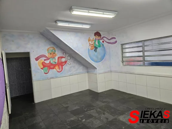 Imagem Ponto Comercial na Penha - São Paulo-SP: Espaço com 9 salas, 14 banheiros e 350m² de área!