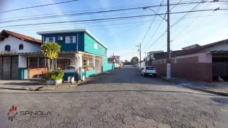 Imagem Sobrado com 5 dormitórios à venda, 346 m² por R$ 950.000,00 - Mirim - Praia Grande/SP