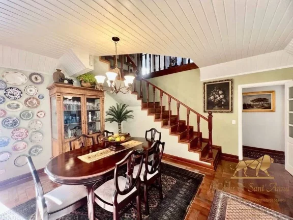 Imagem Linda Casa com 7 suítes a venda em Campos do Jordão-SP