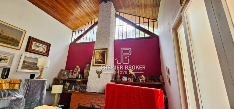 Imagem Casa à venda, 144 m² por R$ 800.000,00 - Comary - Teresópolis/RJ