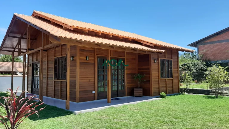 Imagem Casa com Piscina em Itapoá