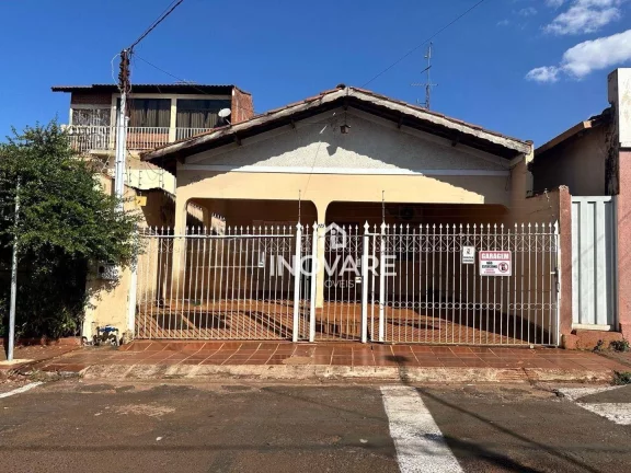 Imagem Casa com 4 dormitórios à venda, 222 m² por R$ 450.000,00 - Setor Central - Itumbiara/GO