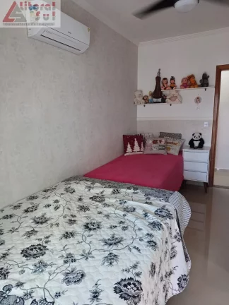 Imagem Imperdível apartamento de 2 quartos e 2 suítes no bairro Tupi em Praia Grande-SP, com 90,30m² e vaga de garagem!