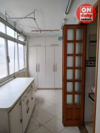 Imagem Apartamento com 2 dormitórios à venda por R$ 450.000 - Encruzilhada - Santos.