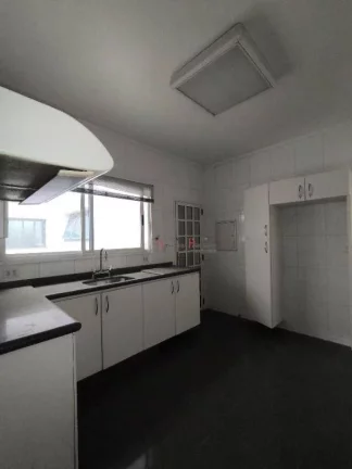 Imagem Apartamento com 3 dormitórios para alugar, 180 m² por R$ 5.288/mês - EDIFÍCIO IDA CARBONARI - Itatiba/SP