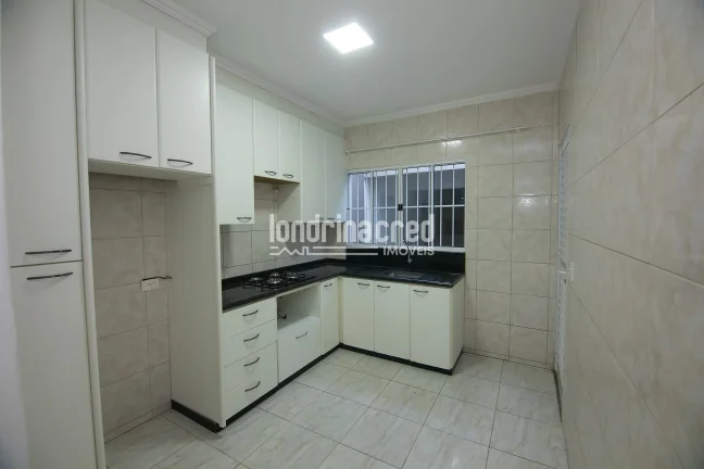 Imagem Excelente Sobrado Geminado à Venda na Parte Alta do Bairro: 4 Dormitórios, Espaço Gourmet, Suíte no Térreo, Garagem para 2 Carros e Localização Privilegiada!