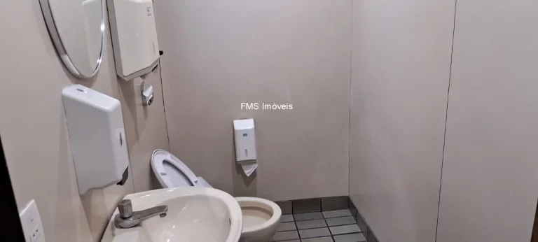 Imagem Conjunto Comercial para Locação no Brooklin: 1 Sala, 5 Vagas de Garagem e 254m² em São Paulo-SP!