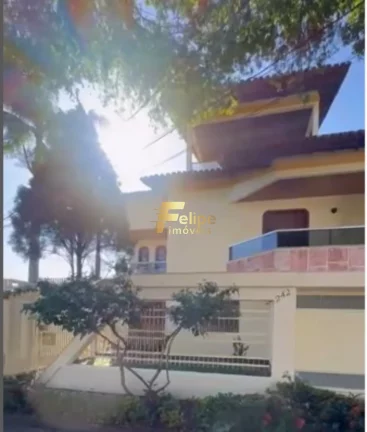 Imagem EXCELENTE CASA DUPLEX COM 08 QUARTOS, SENDO 03 SUÍTES, À VENDA NA MATA DA PRAIA, EM VITÓRIA/ES!