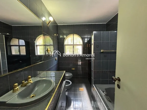 Imagem Apartamento à venda no Cambuí, em localização privilegiada ao lado do Centro de Convivência. Co...