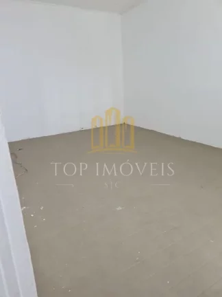 Imagem Espaçosa casa quatro dormitórios no centro Oportunidade!