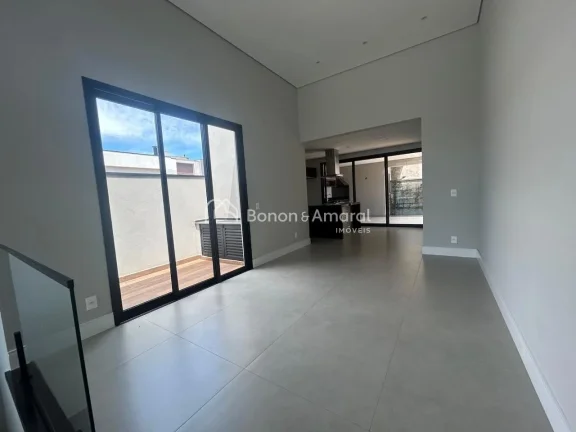 Imagem Casa recém-construída, localizada próximo ao Anel Magalhães Teixeira, na divisa com Campinas, co...