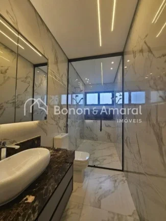 Imagem Imóvel de alto padrão à venda no Condomínio Jequitibá, em Valinhos. Esta casa térrea é super ...