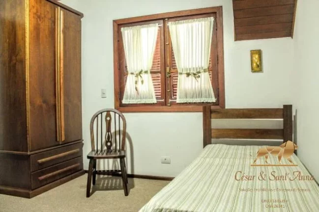 Imagem Apartamento com 3 dormitórios à venda no Capivari em Campos do Jordão/SP