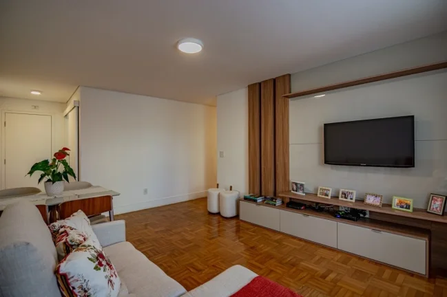 Imagem Apartamento Vila Romana - 91M², 2 Dorms, 1 Vaga Demarcada, Reforma Completa, Armários.