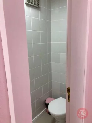 Imagem No bairro Passo da Areia, sala comercial de 23m².
