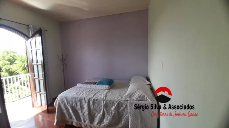 Imagem Linda Casa a Venda na Região do Brancas Nuvens em Campos do Jordão - SP.