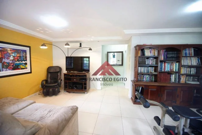 Imagem Casa com 8 dormitórios à venda, 400 m² por R$ 840.000 - Maria Paula - Niterói/RJ