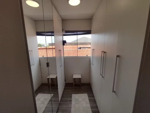 Imagem Sobrado com 4 dormitórios à venda, 220 m² por R$ 829.000,00 - Cidade Cruzeiro do Sul - Suzano/SP
