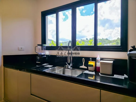 Imagem Casa condomínio fechado Campos do Jordão – 4 suítes, porteira fechada