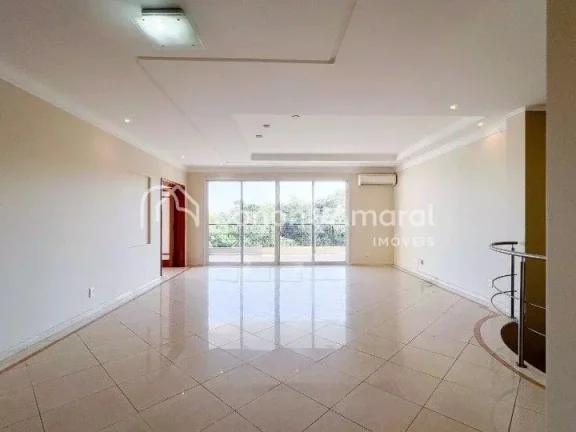 Imagem Sofisticada casa à venda no Alphaville Campinas. A residência possui uma área construída de 460 ...