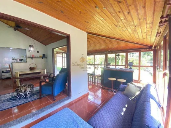 Imagem Casa em Condomínio para Venda em Teresópolis / RJ no bairro Albuquerque