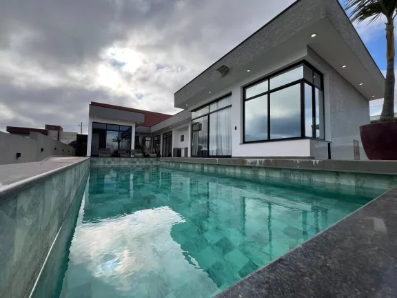 Imagem Casa Espetacular no Condominio Flamboyant