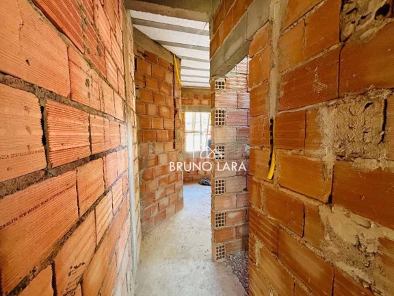 Imagem Casa à venda em São Joaquim de Bicas, no Bairro Marques Industrial