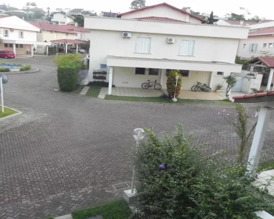 Imagem Vendo casa em condomínio fechado 3 suítes , Parque dos Príncipes