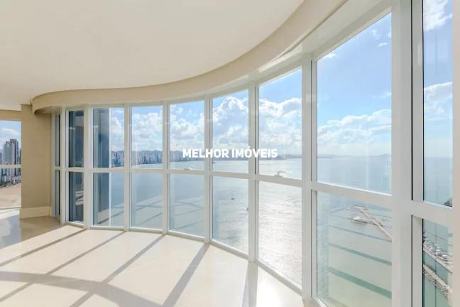Imagem Apartamento Frente Mar com 04 suítes sendo 01 máster em Balneário Camboriú.