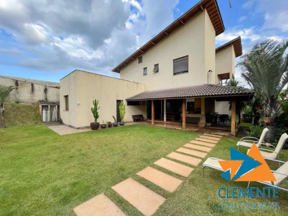 Imagem Linda casa Residencial Flores - Alphaville