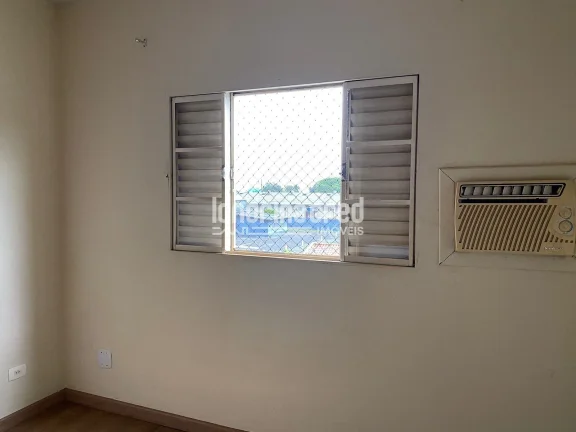 Imagem Imperdível: Apartamento 3 quartos, 1 vaga, elevador e armários planejados no Jardim Paraná, Londrina - PR. Apenas R$ 229 mil! Localização privilegiada!