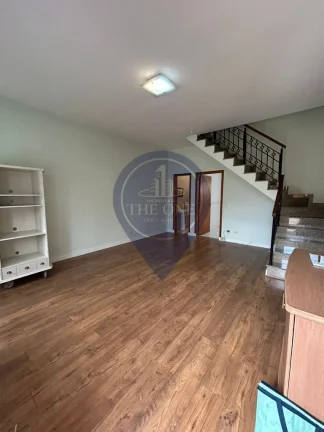 Imagem Casa em Condomínio à venda em Bosque da Saúde, São Paulo-SP: 2 quartos, 2 suítes, 3 banheiros, 2 vagas, 142m²!