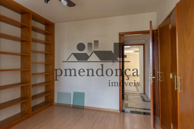 Imagem Apartamento na Rua Monte Alegre com 126m², 3 quartos (1 suíte) e 2 vagas.