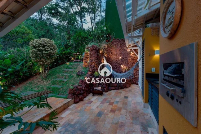 Imagem Casa com 6 quartos à venda, 200 m² por R$ 1.580.000 - Condomínio Village Royale - Nova Lima/MG