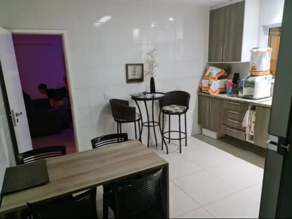 Imagem Casa de condomínio à venda em Maricá, Cajueiros (Itaipuaçu), com 3 quartos, 300m2