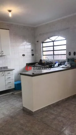 Imagem Casa à venda 2 Quartos, 1 Suite, 4 Vagas, 200M², Campestre, Santo André - SP