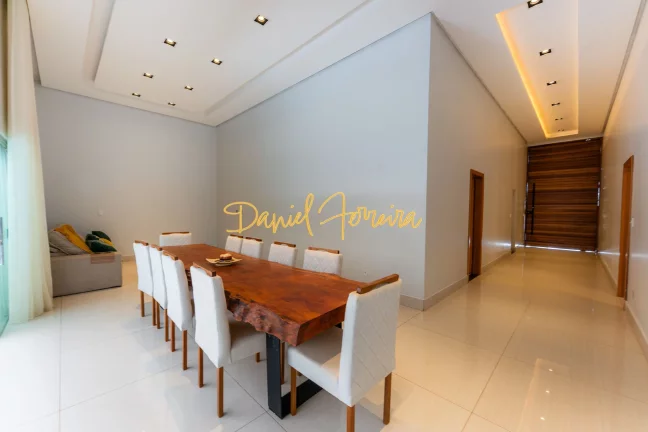 Imagem Casa com 3 suítes + escritório e 2 vagas