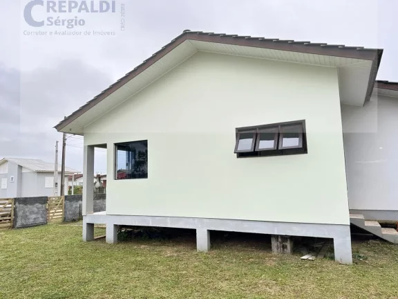 Imagem Casa à venda em Balneário Rincão-SC: 3 quartos, sala, banheiro, garagem e 70m² de área!