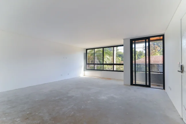Imagem HUGO LANGE - Apartamento 3 suítes. 3 vagas. 142,63 m² privativos.